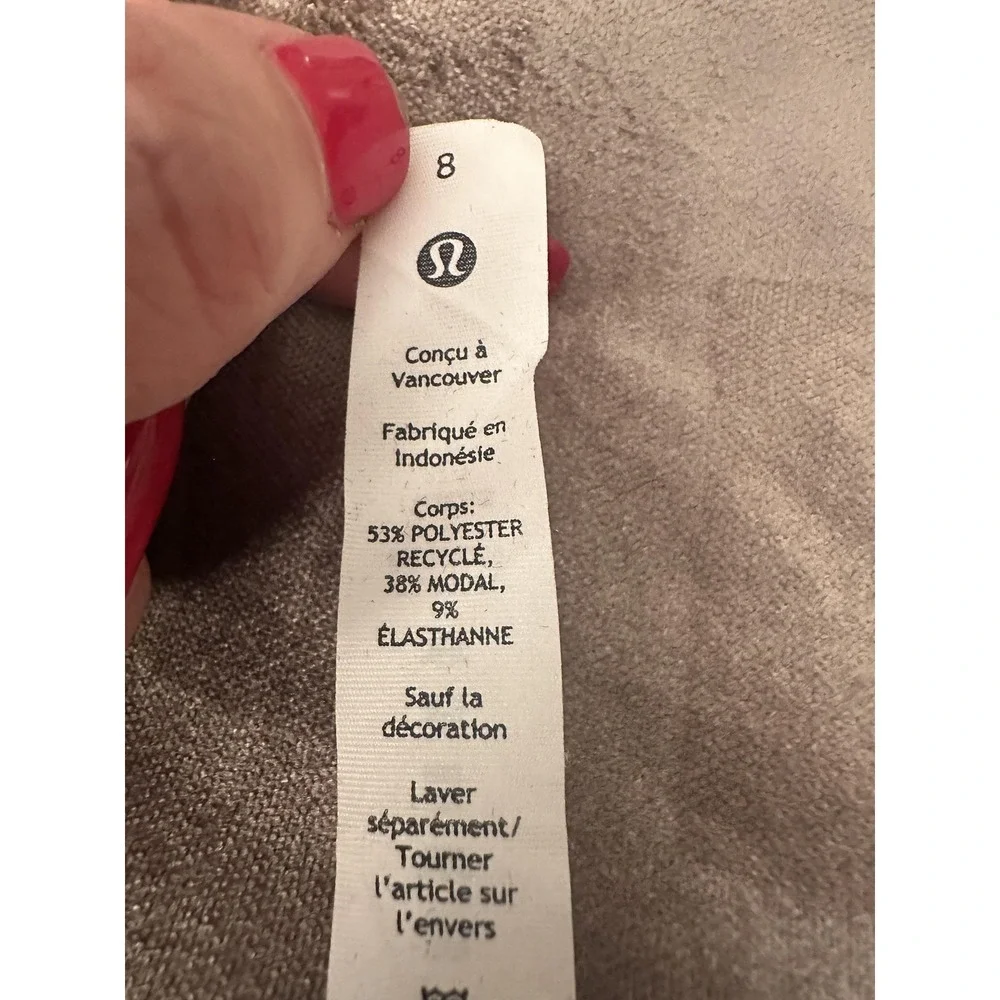 Lululemon Sweatshirt Women8 Opal White Cropped Crewneck Stretch Pullover LW3EZLS